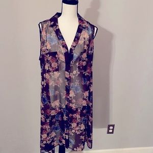 Looking for a Versatel tunic? Look no further!